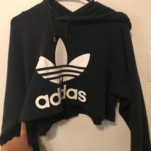 cropped hoodie